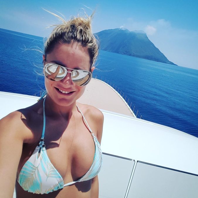 how to get a job on a superyacht
