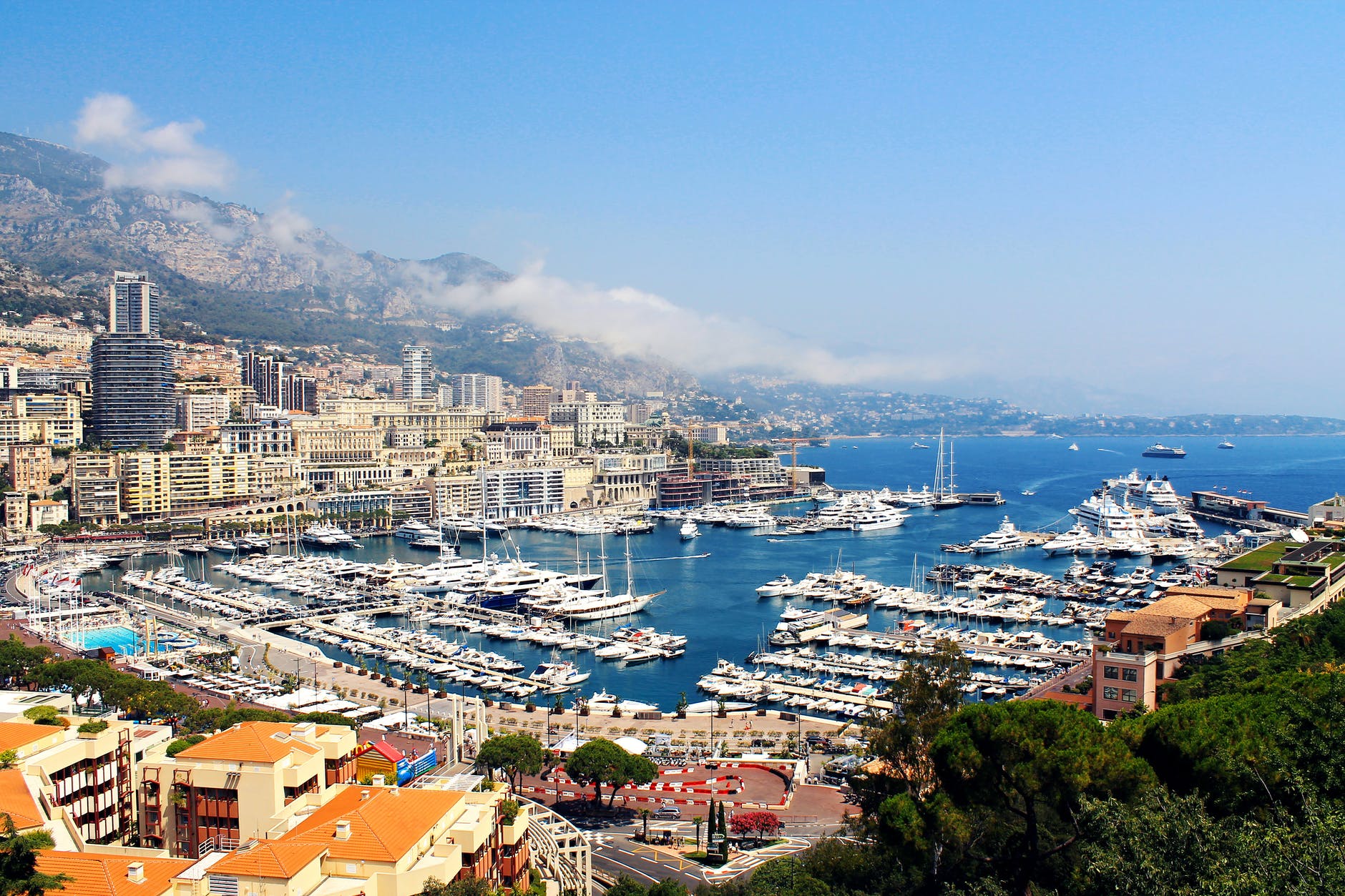 luxury monaco port yachts