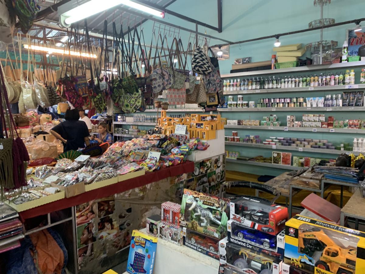 phuket weekend night markets naka
