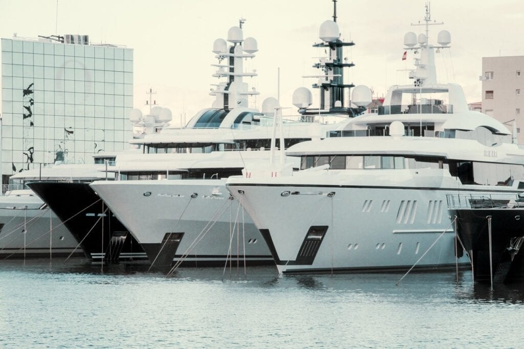 Crew Chef The Best Way To Enter The Yachting Industry For Chefs The Superyacht Chef